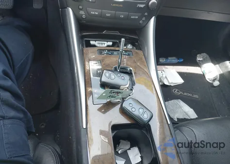 2010 Lexus Is 250 из США, поврежденный, VIN JTHBF5C21A5118434